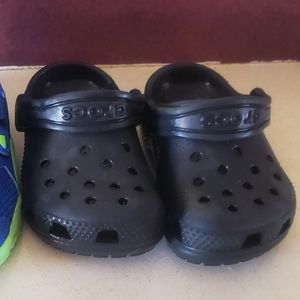 CROCS toddler size 6 black